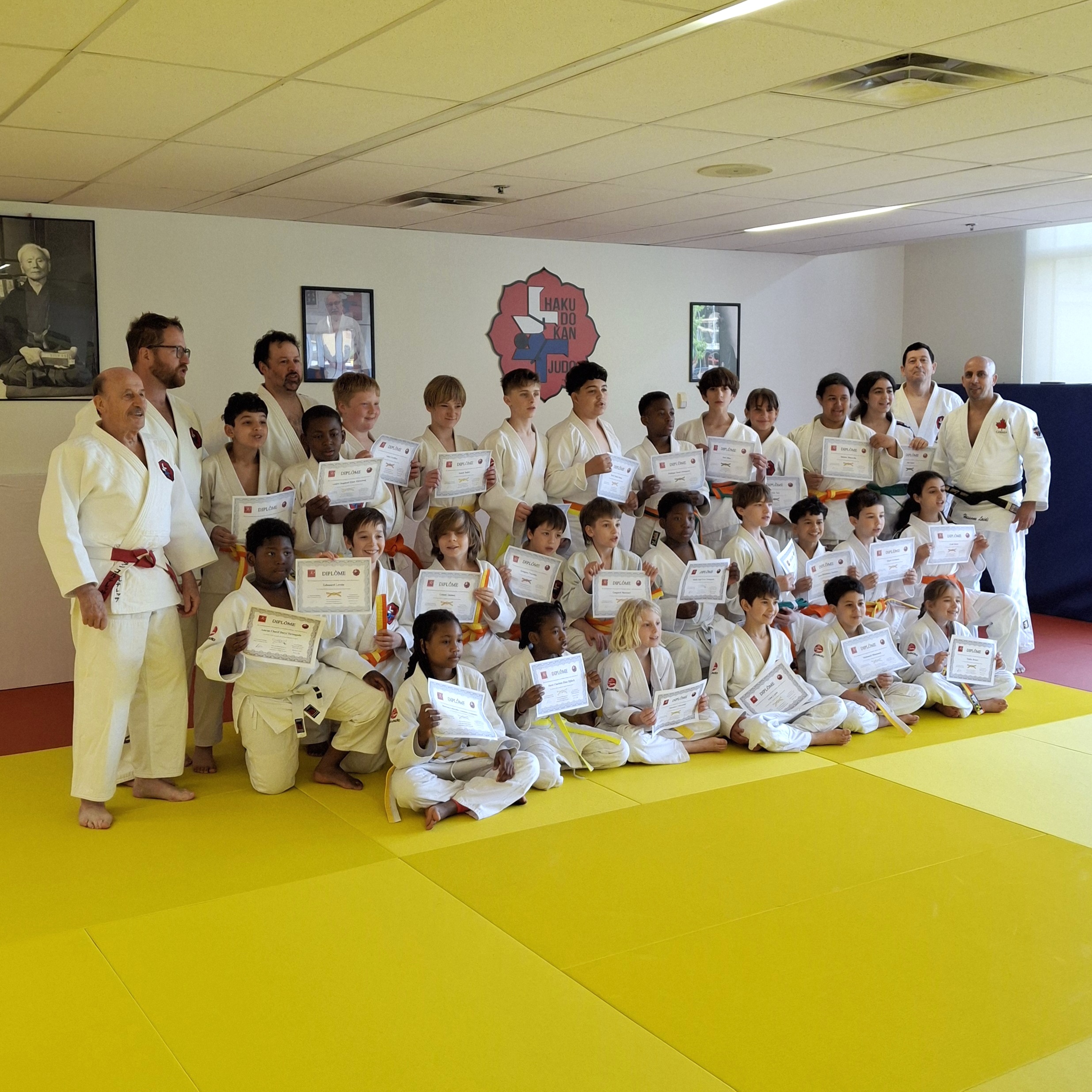 Une fin de saison mémorable au club de judo Hakudokan
